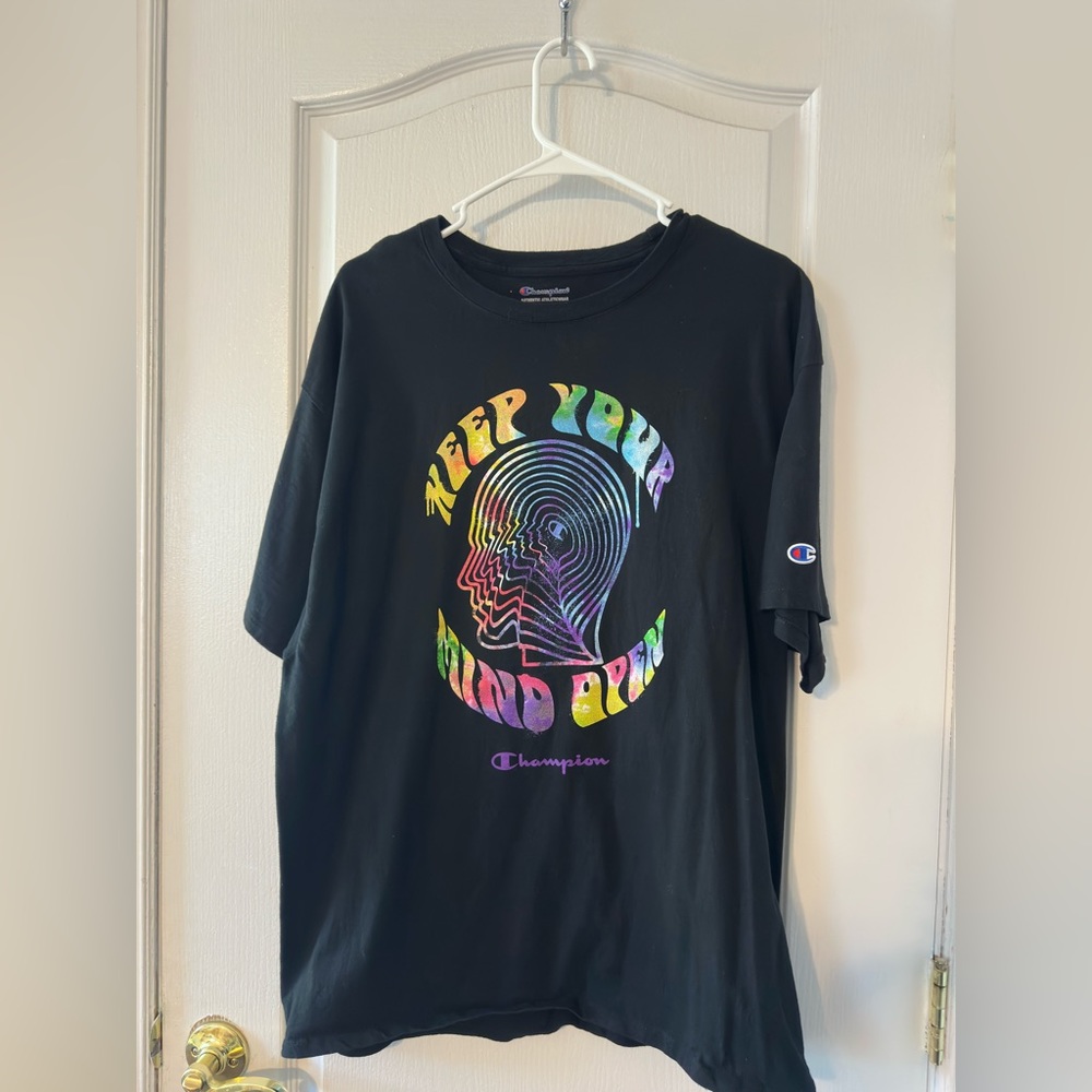 MENS CHAMPION TSHIRT